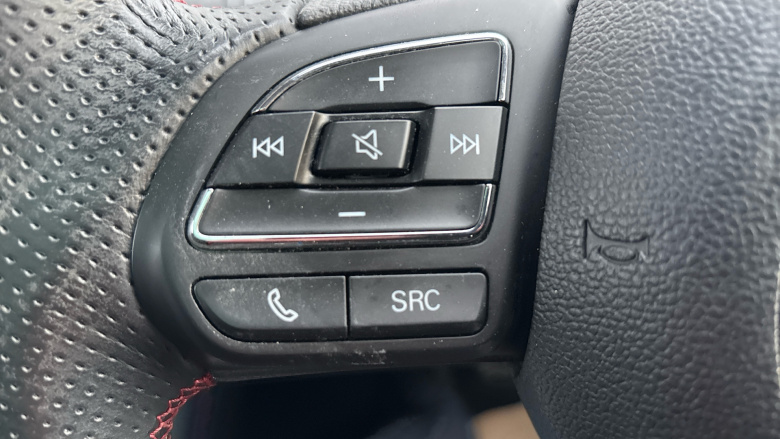 MG Hs 1.5 T-GDI Exclusive 5dr Petrol Hatchback